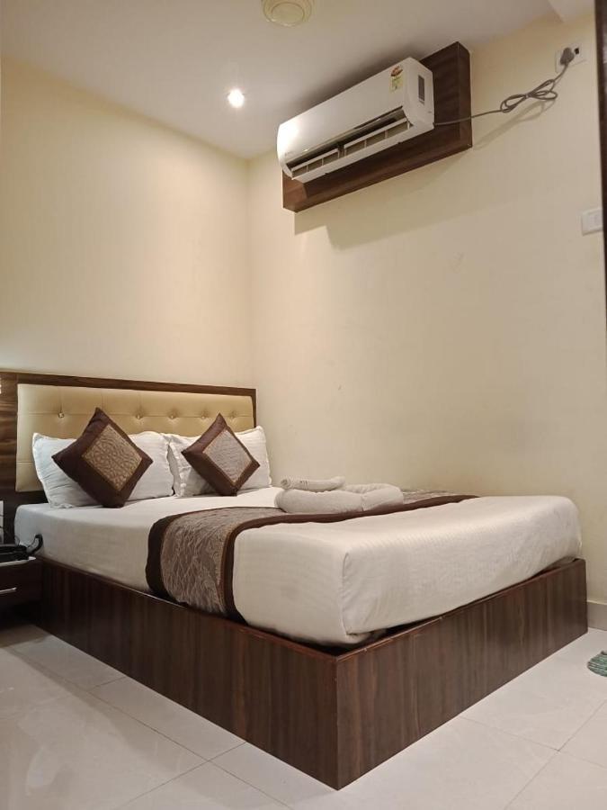 Hotel Ruby Mumbai Kültér fotó