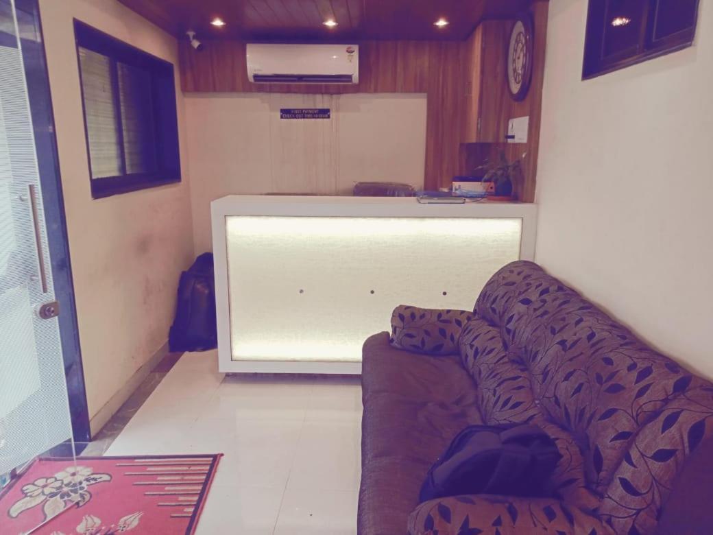 Hotel Ruby Mumbai Kültér fotó