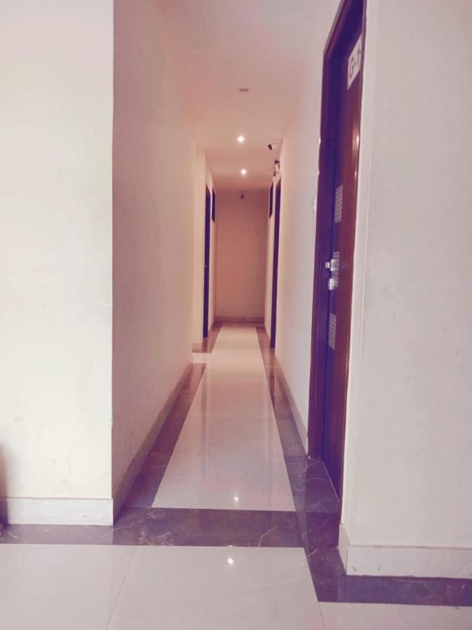 Hotel Ruby Mumbai Kültér fotó